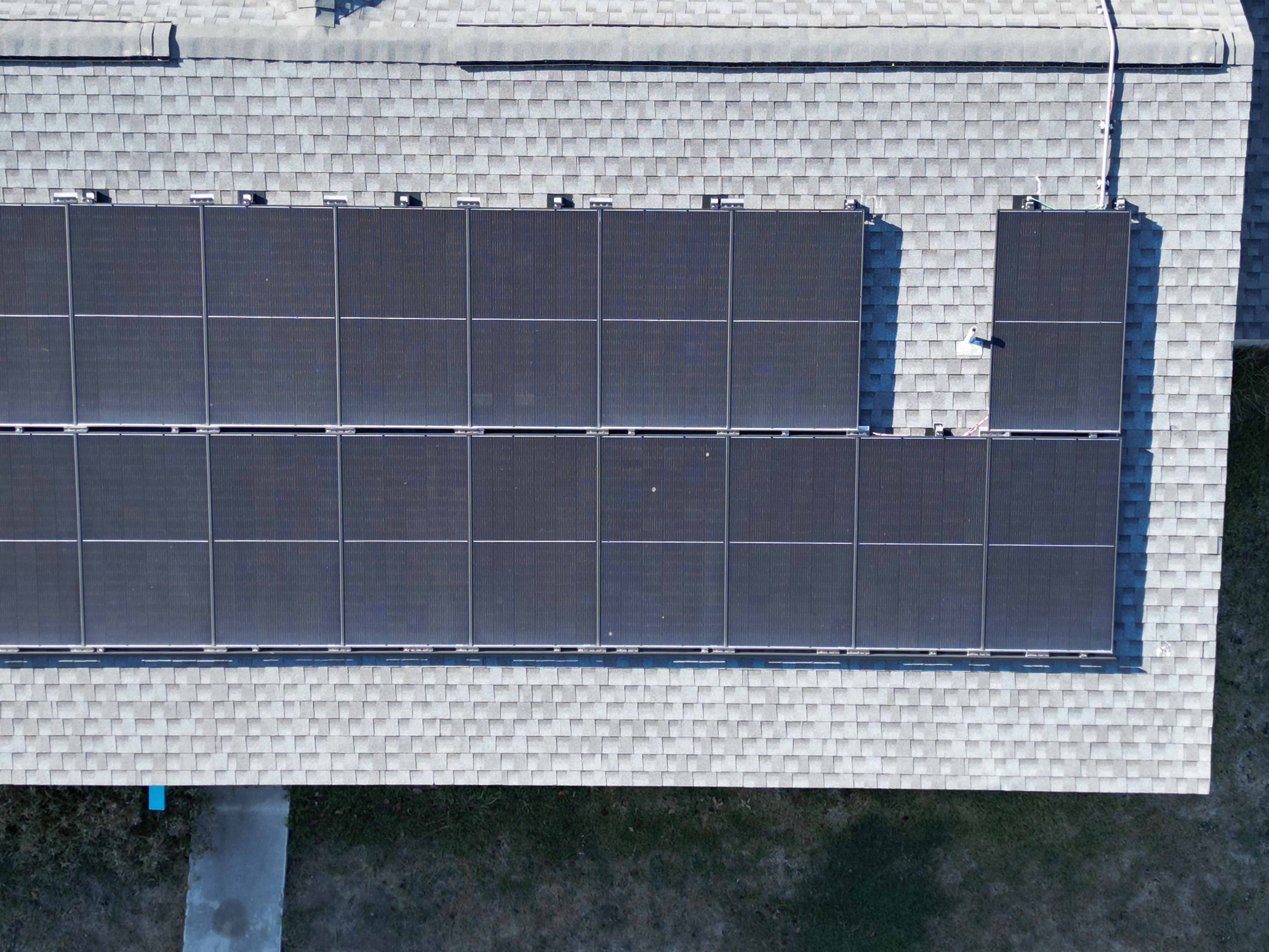 Roof West Side Solar Array - Photo 4